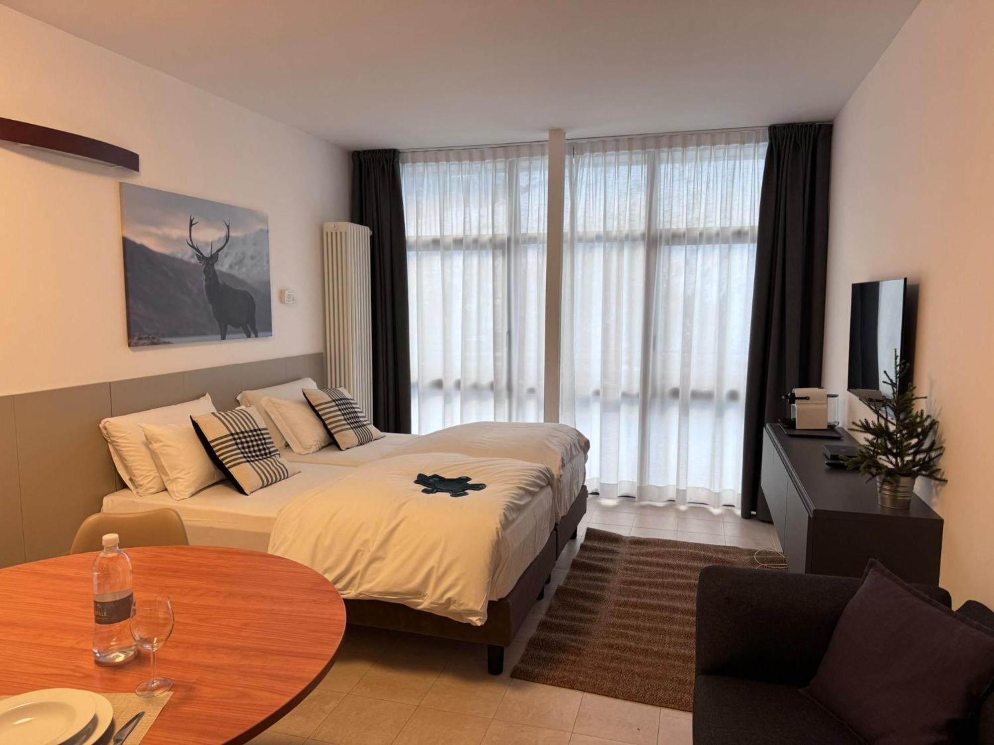 Base Camp Alpine Apartments Breuil-Cervinia Rum bild